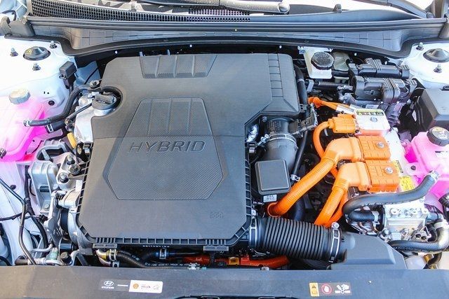 Thumbnail: 2025 Hyundai Elantra - 6