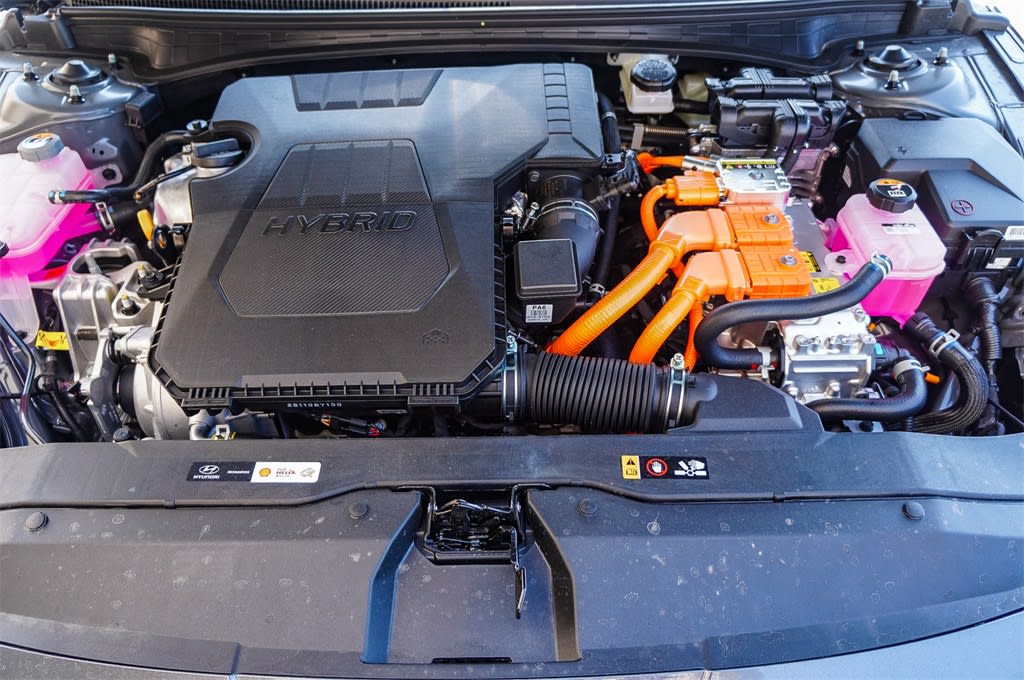 Thumbnail: 2025 Hyundai Elantra - 8