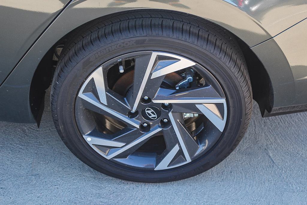 Thumbnail: 2025 Hyundai Elantra - 7