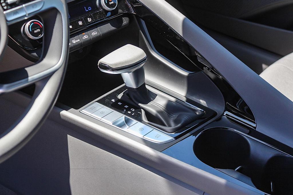 Thumbnail: 2026 Hyundai Elantra - 15