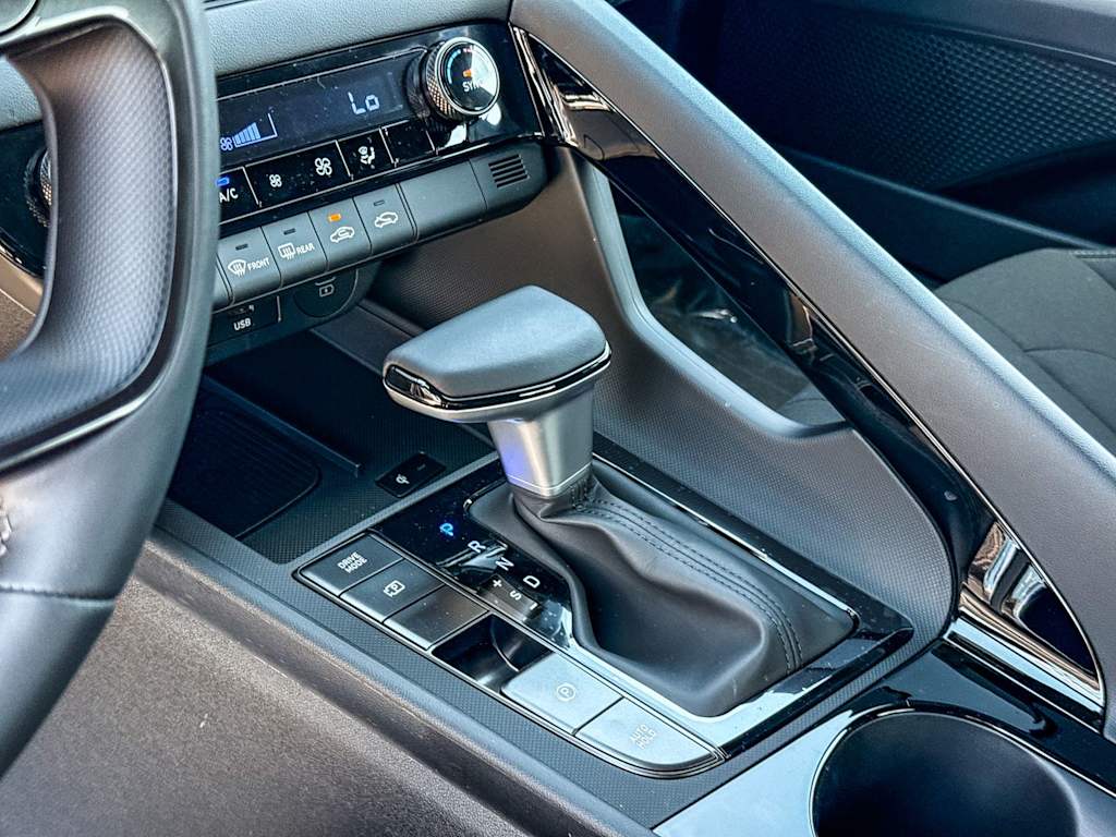 Thumbnail: 2025 Hyundai Elantra - 14