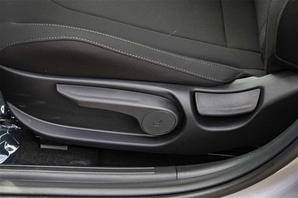 Thumbnail: 2025 Hyundai Elantra - 26