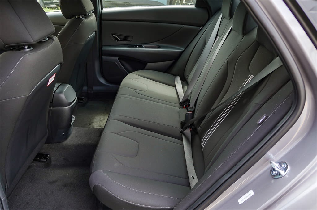 Thumbnail: 2025 Hyundai Elantra - 12