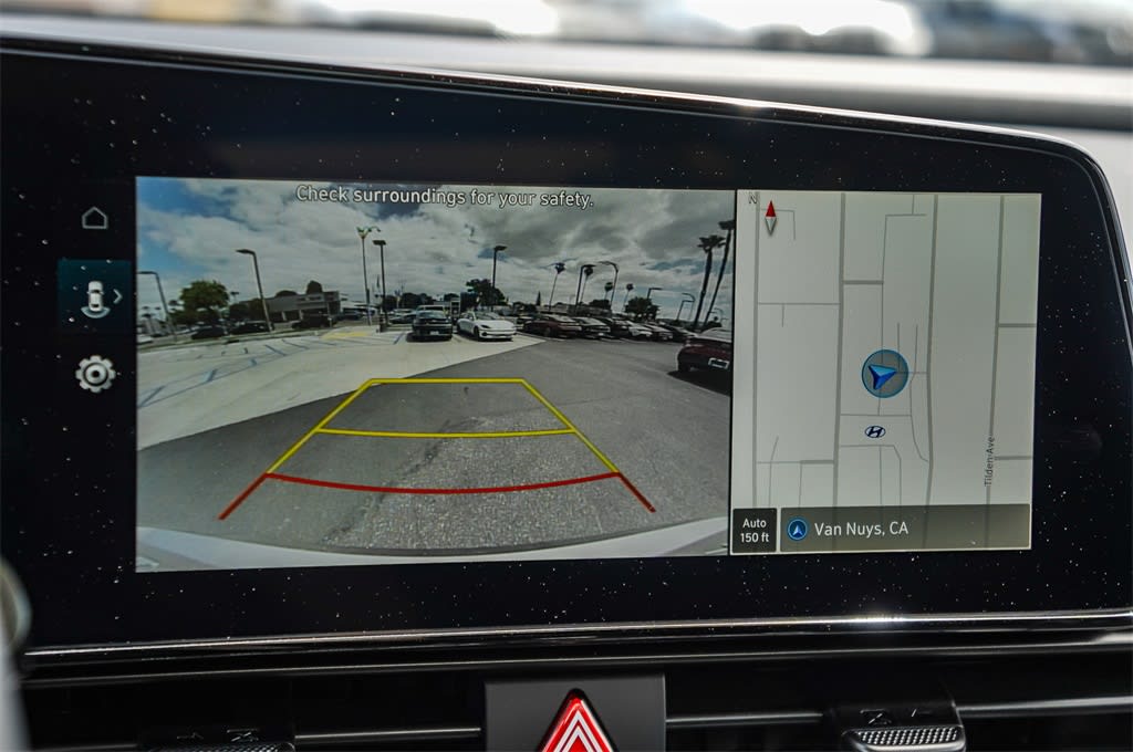 Thumbnail: 2025 Hyundai Elantra - 28