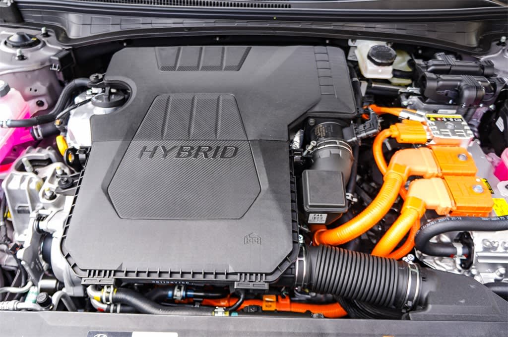 Thumbnail: 2025 Hyundai Elantra - 8