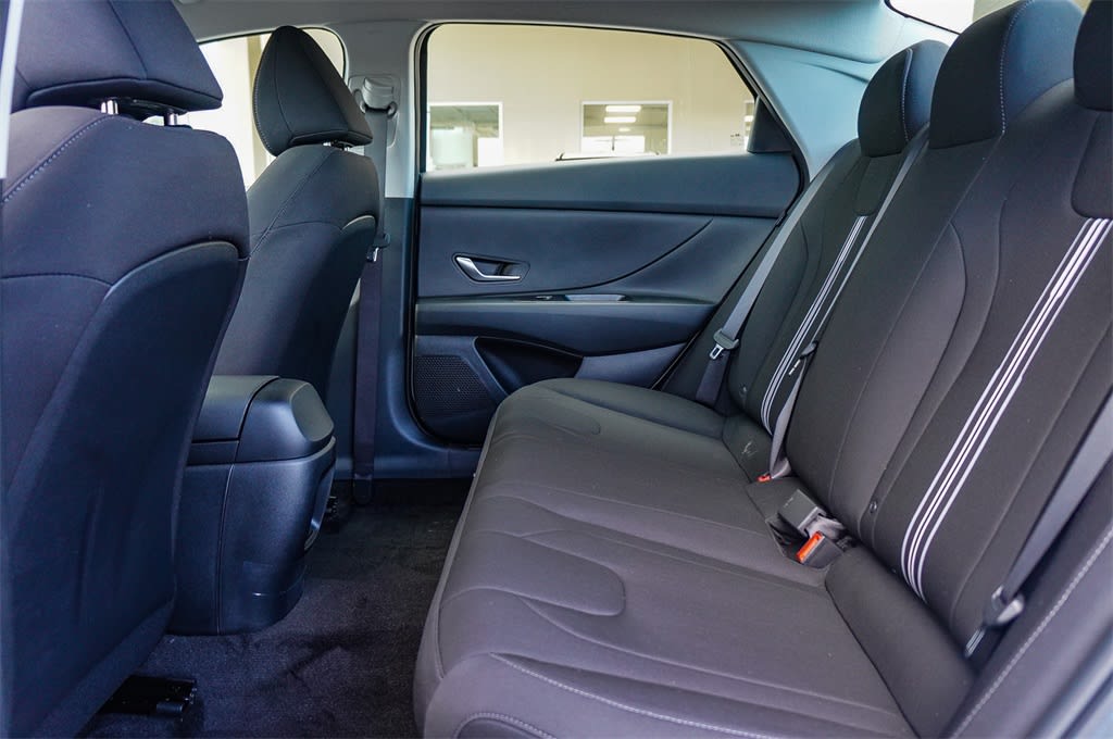 Thumbnail: 2025 Hyundai Elantra - 11