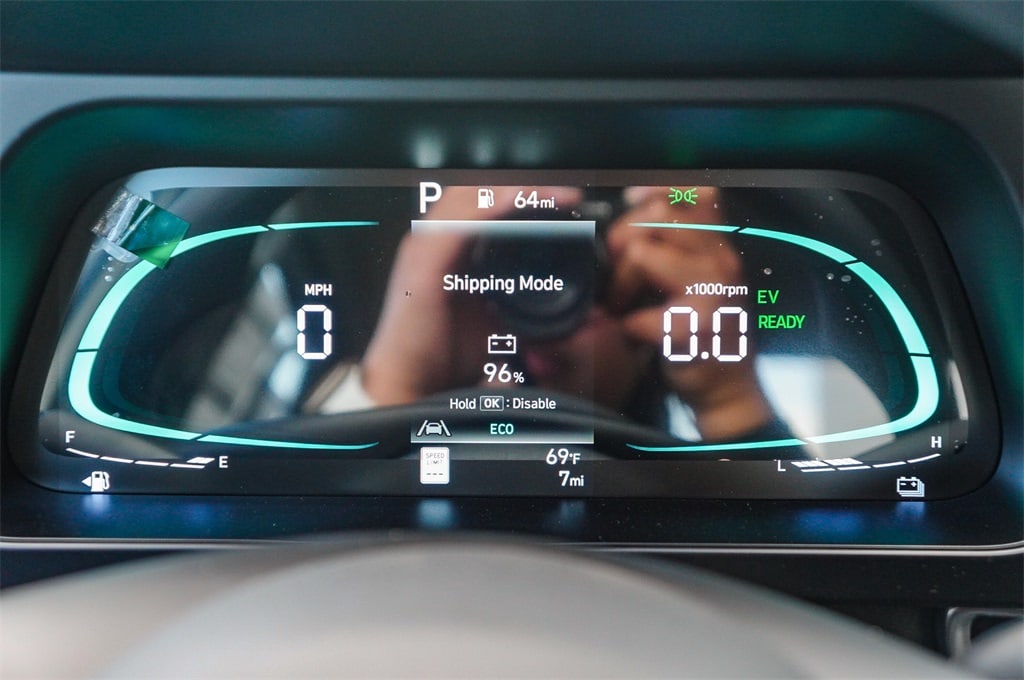 Thumbnail: 2025 Hyundai Elantra - 15