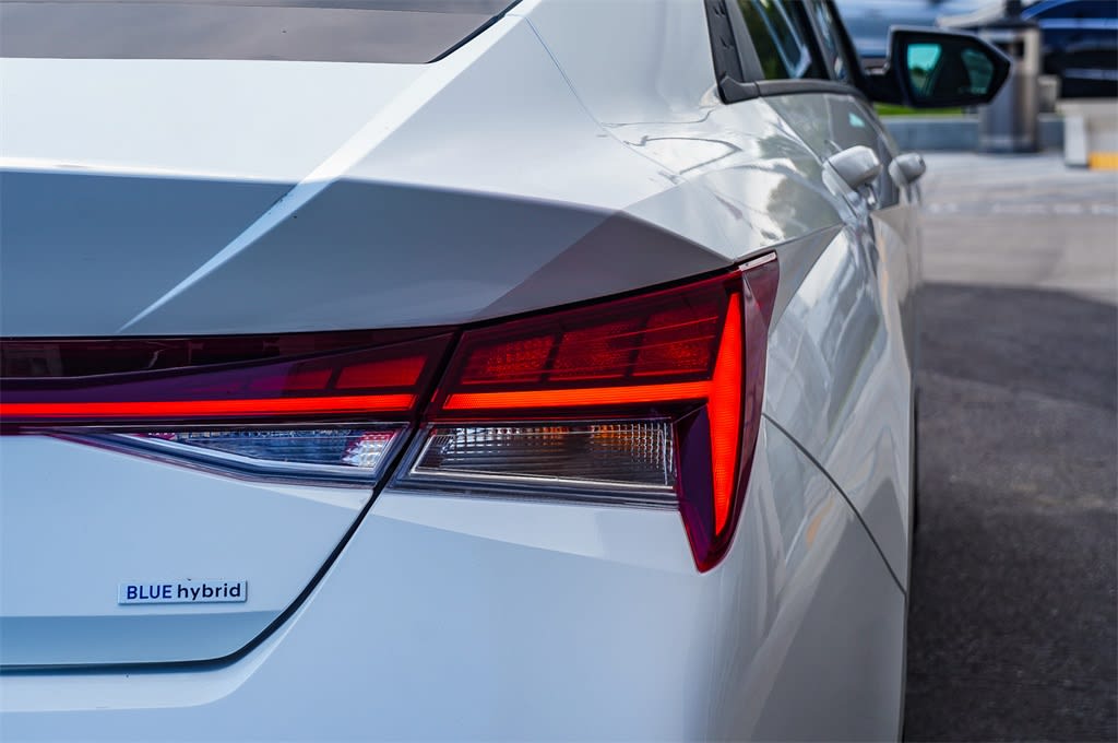 Thumbnail: 2025 Hyundai Elantra - 20