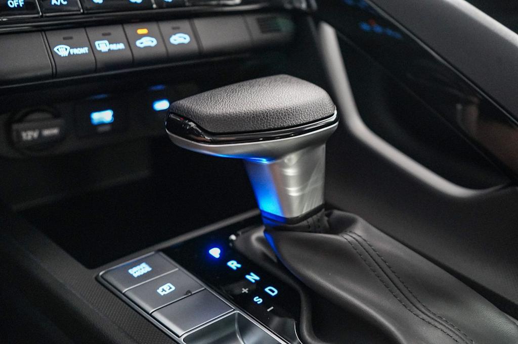Thumbnail: 2026 Hyundai Elantra - 15