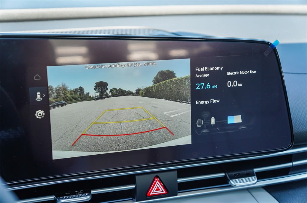 Thumbnail: 2025 Hyundai Elantra - 26