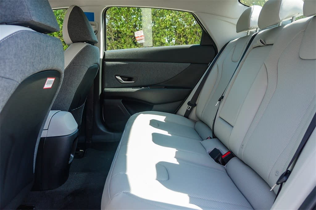 Thumbnail: 2025 Hyundai Elantra - 12