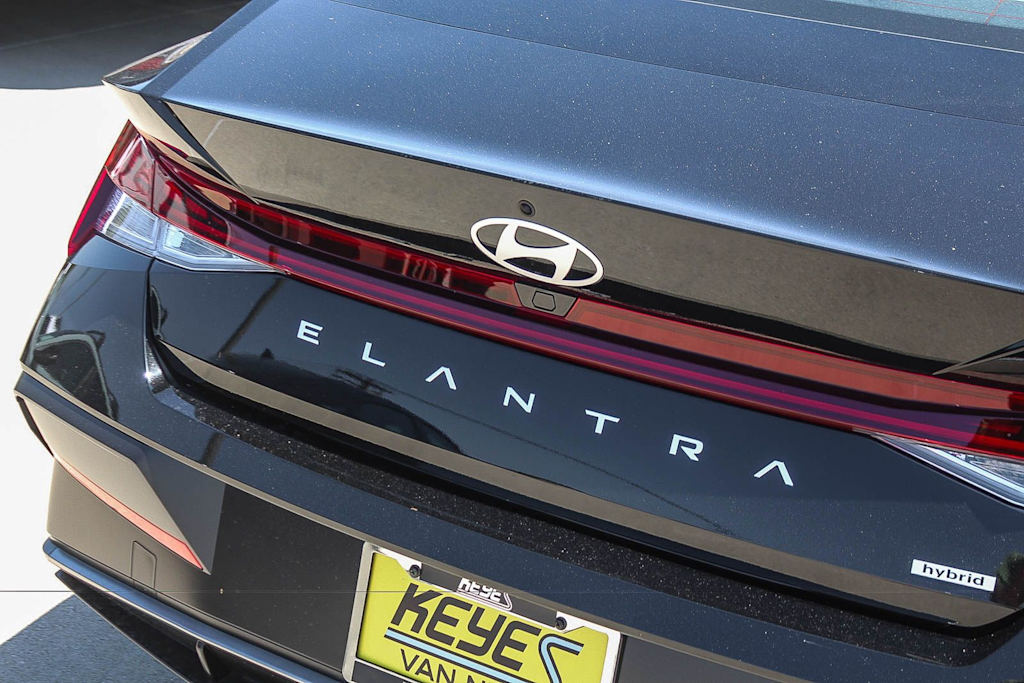 Thumbnail: 2026 Hyundai Elantra - 6