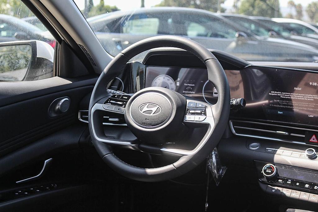 Thumbnail: 2026 Hyundai Elantra - 12