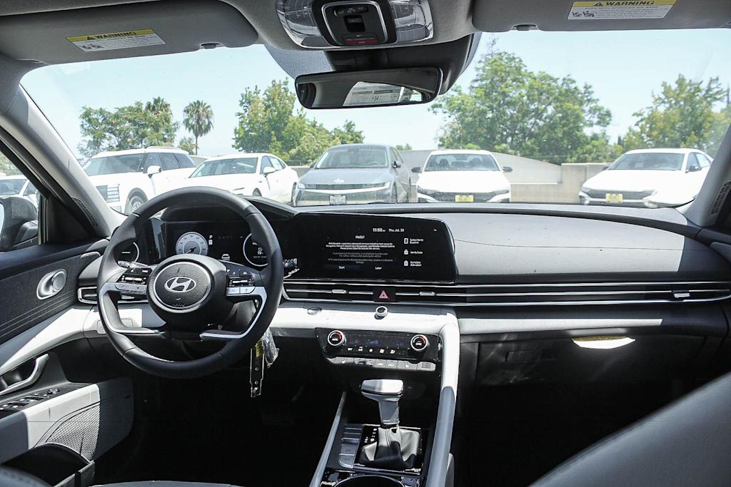 Thumbnail: 2026 Hyundai Elantra - 2