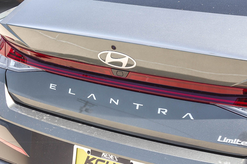 Thumbnail: 2026 Hyundai Elantra - 6