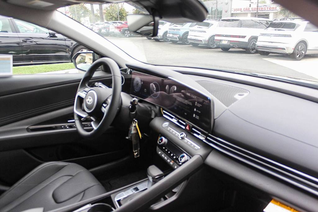 Thumbnail: 2026 Hyundai Elantra - 11