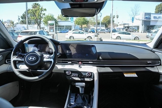 Thumbnail: 2025 Hyundai Elantra - 2