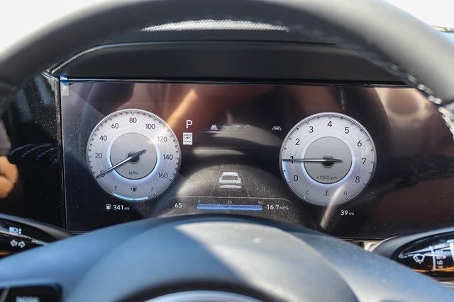 Thumbnail: 2025 Hyundai Elantra - 15