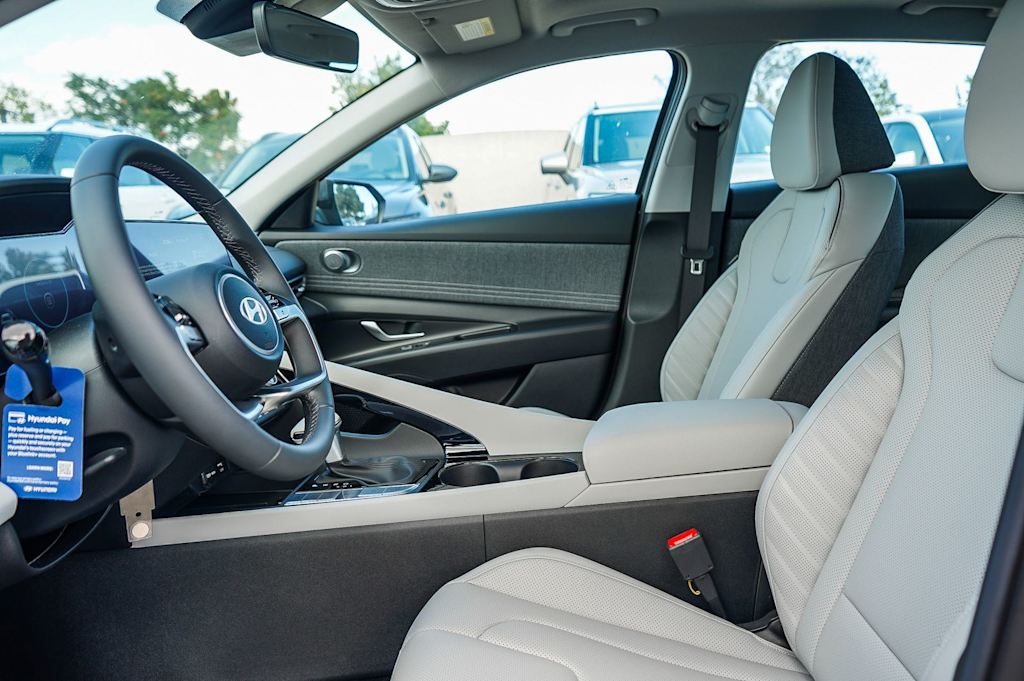 Thumbnail: 2026 Hyundai Elantra - 11