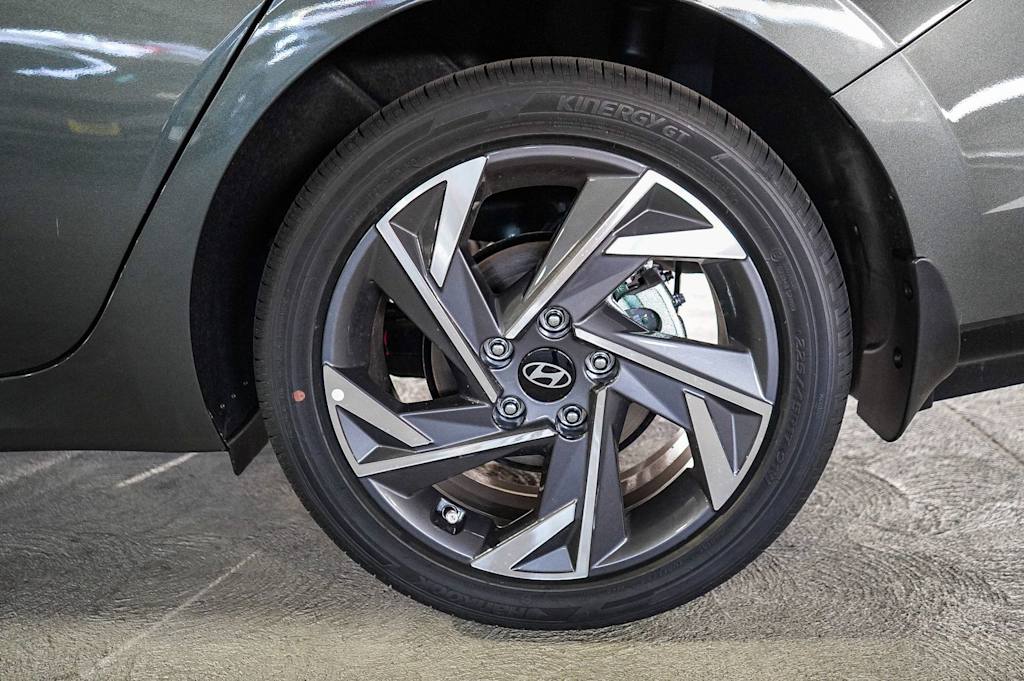 Thumbnail: 2026 Hyundai Elantra - 6