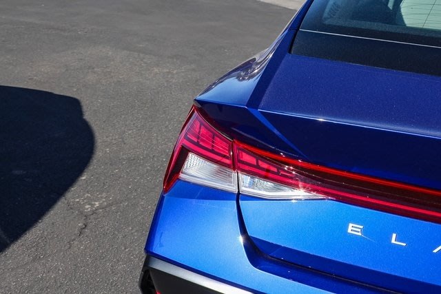 Thumbnail: 2025 Hyundai Elantra - 19