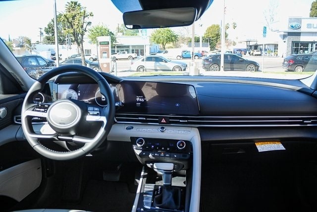 Thumbnail: 2025 Hyundai Elantra - 2