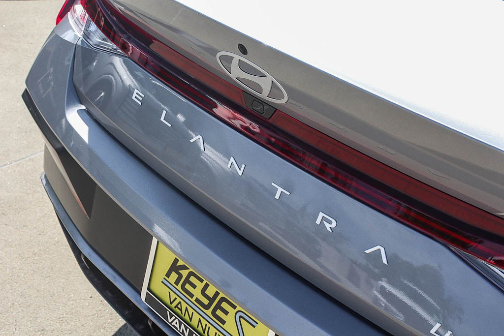 Thumbnail: 2026 Hyundai Elantra - 6