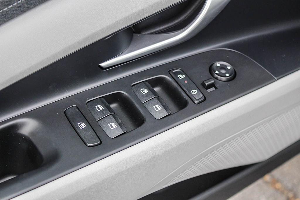Thumbnail: 2026 Hyundai Elantra - 24