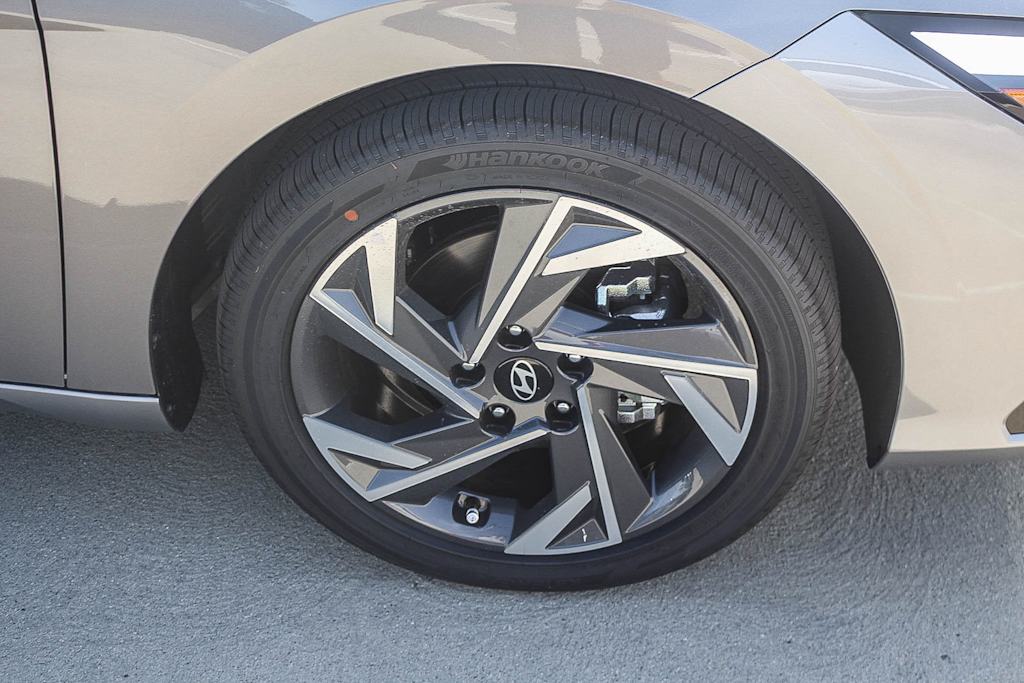 Thumbnail: 2026 Hyundai Elantra - 19