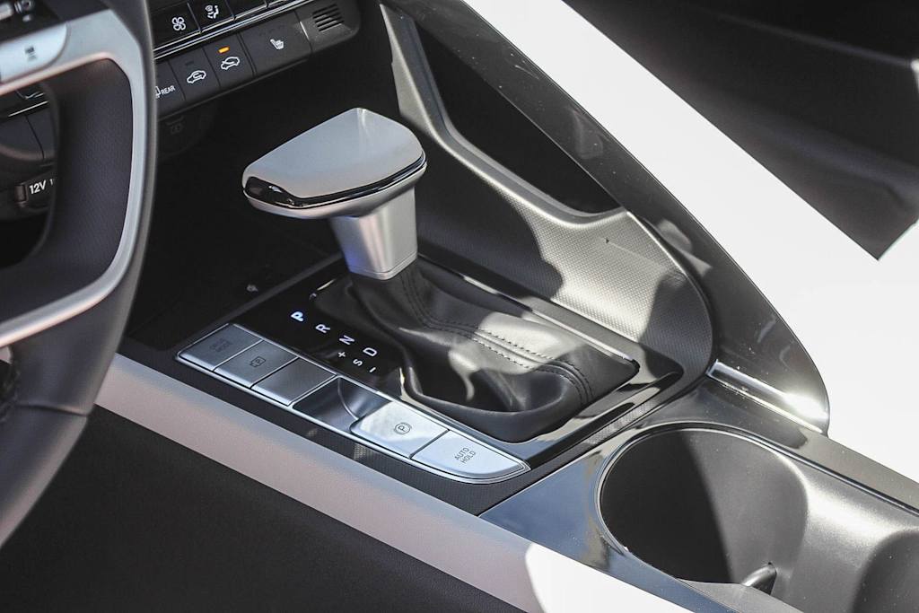 Thumbnail: 2026 Hyundai Elantra - 15