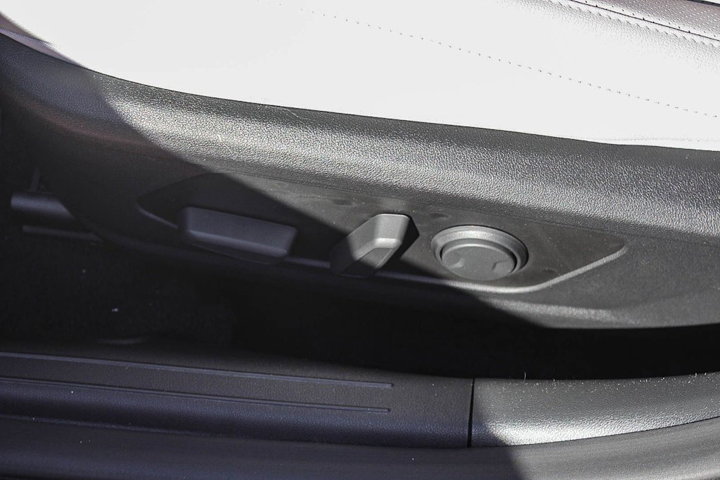 Thumbnail: 2026 Hyundai Elantra - 27