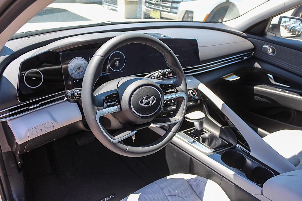 Thumbnail: 2026 Hyundai Elantra - 23
