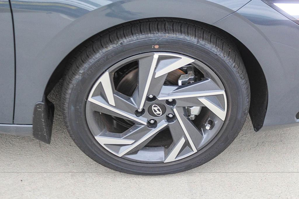 Thumbnail: 2026 Hyundai Elantra - 20