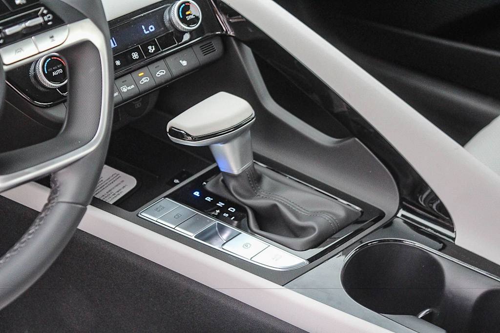 Thumbnail: 2026 Hyundai Elantra - 15