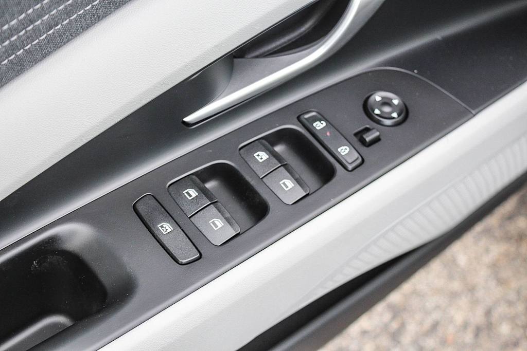 Thumbnail: 2026 Hyundai Elantra - 25