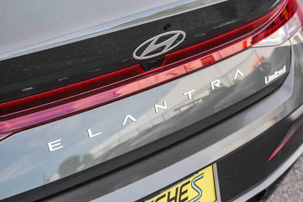 Thumbnail: 2026 Hyundai Elantra - 22