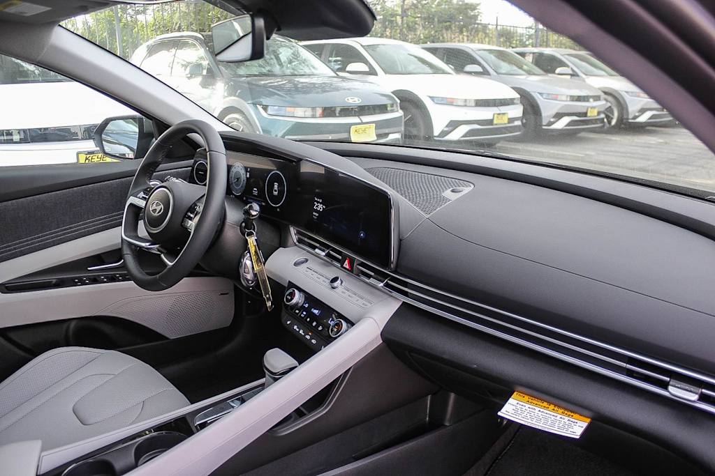 Thumbnail: 2026 Hyundai Elantra - 13