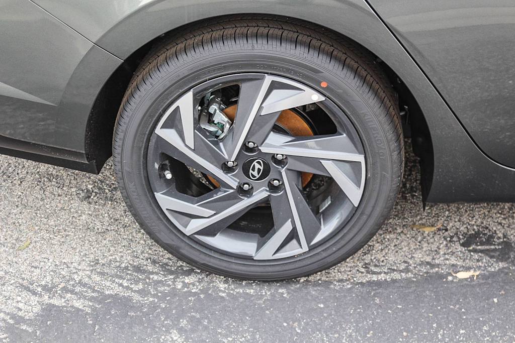 Thumbnail: 2026 Hyundai Elantra - 7