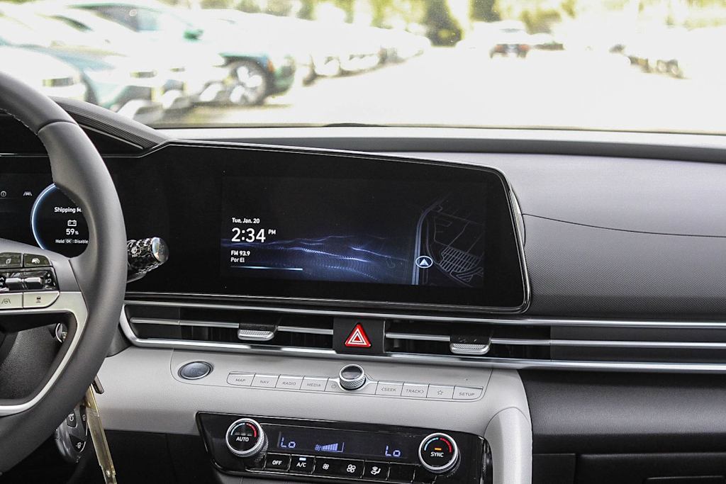 Thumbnail: 2026 Hyundai Elantra - 14