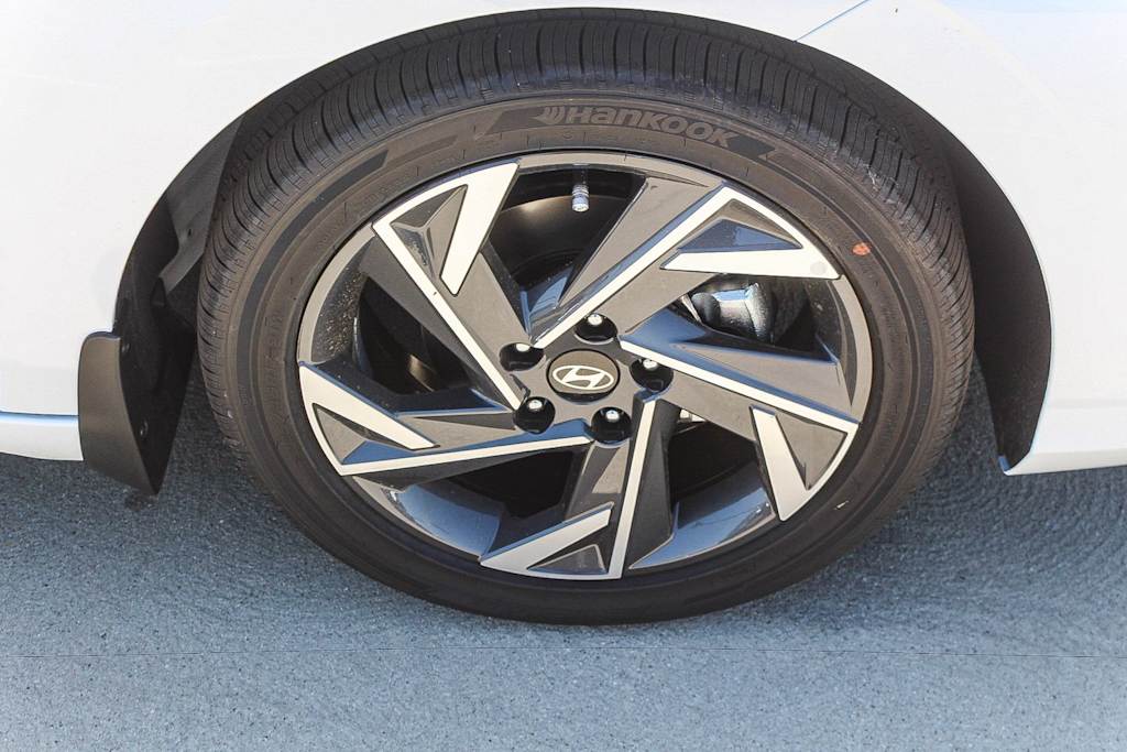 Thumbnail: 2026 Hyundai Elantra - 20