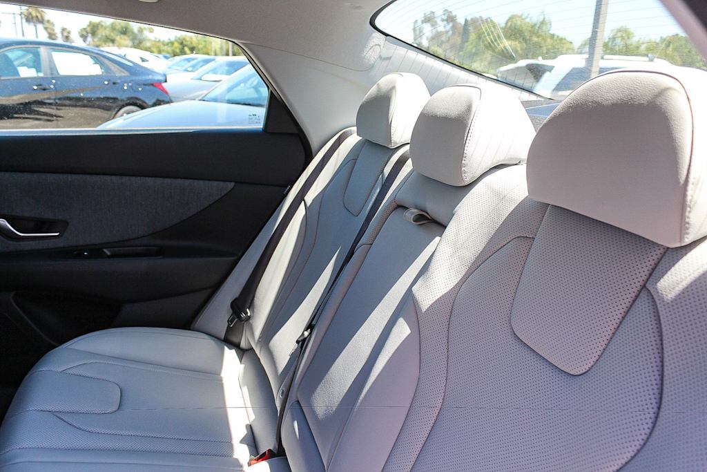 Thumbnail: 2026 Hyundai Elantra - 11