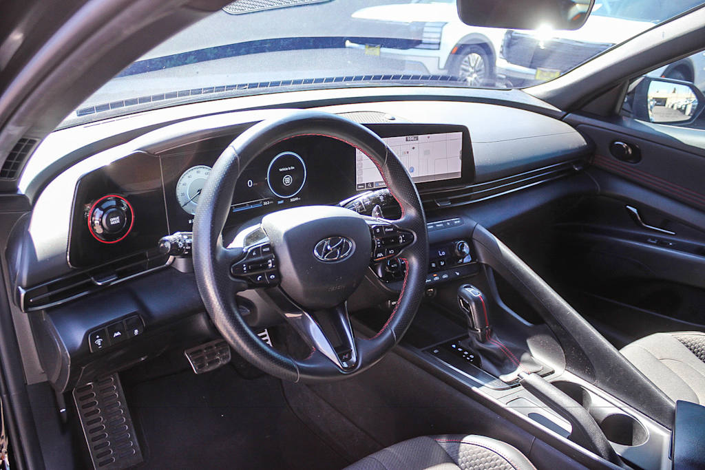 Thumbnail: 2023 Hyundai Elantra - 11