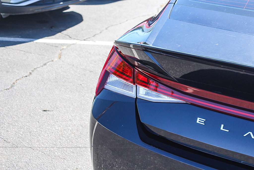 Thumbnail: 2023 Hyundai Elantra - 18
