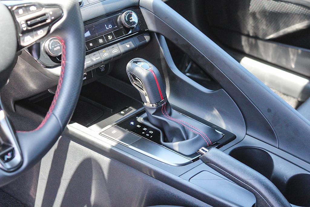 Thumbnail: 2025 Hyundai Elantra - 13