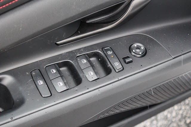 Thumbnail: 2025 Hyundai Elantra - 23