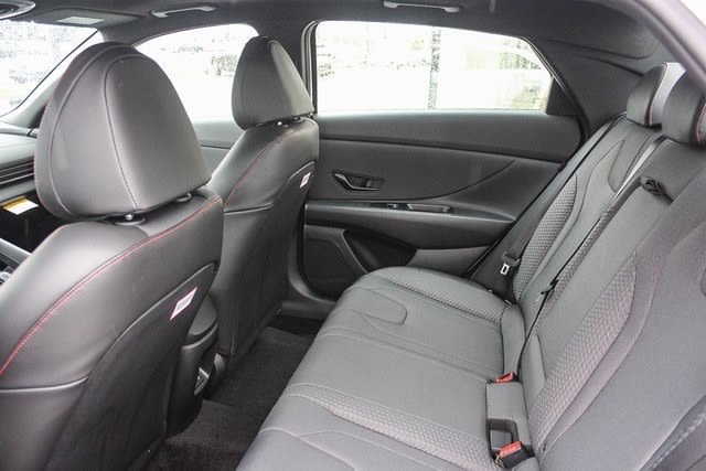 Thumbnail: 2025 Hyundai Elantra - 12