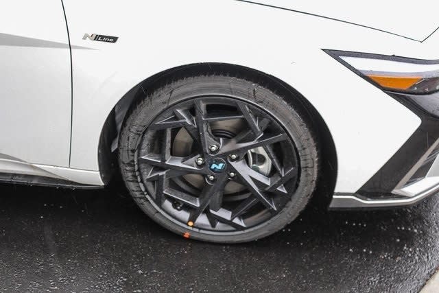 Thumbnail: 2025 Hyundai Elantra - 19