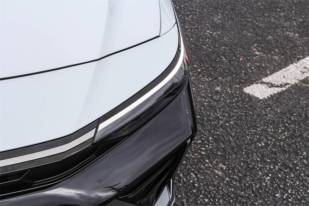 Thumbnail: 2025 Hyundai Elantra - 24