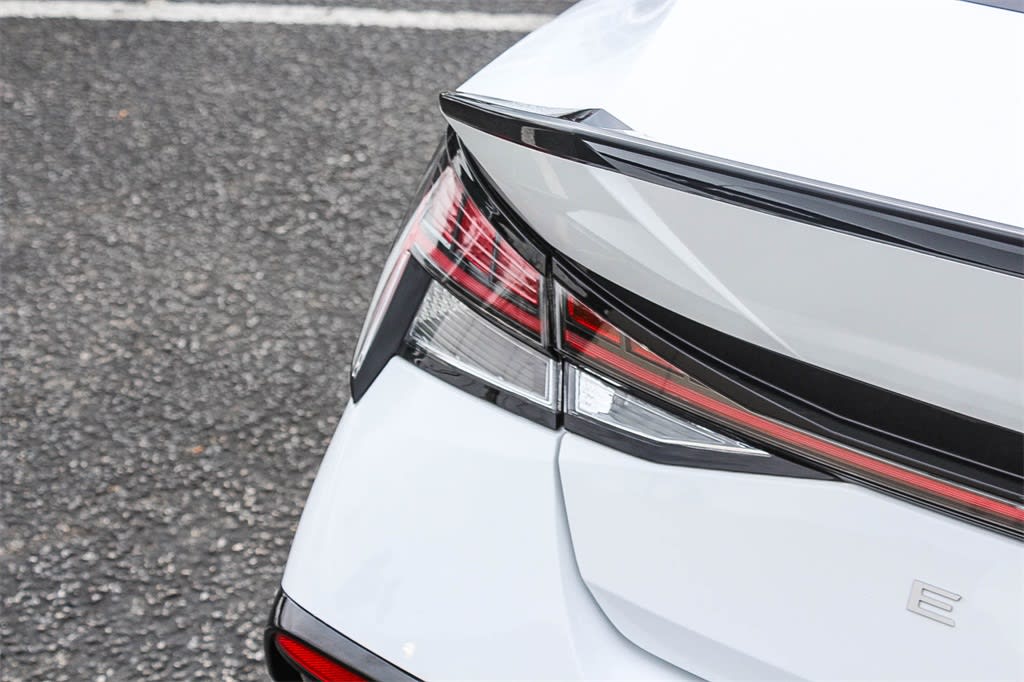 Thumbnail: 2025 Hyundai Elantra - 6