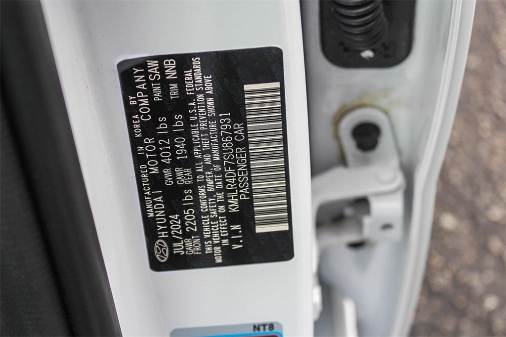 Thumbnail: 2025 Hyundai Elantra - 18